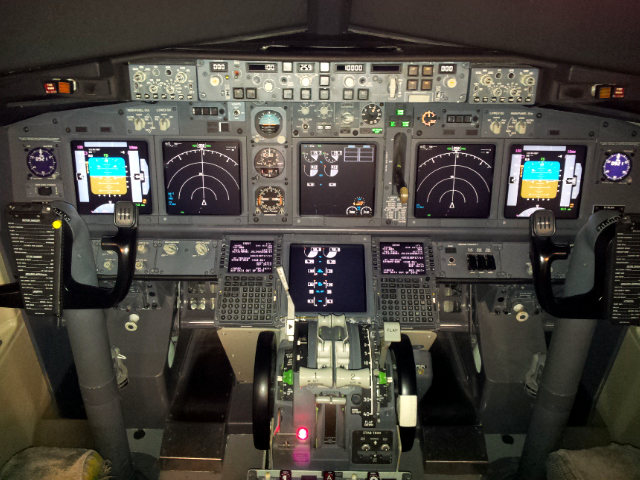 Boeing 737-800 Full Flight Simulator for sale » Flight Simulator Trader